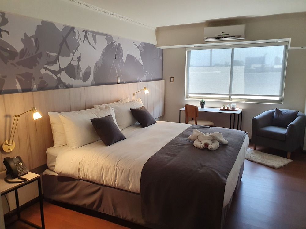 Hotel Brasilia Junior Suite, 1 King Bed, City View 8