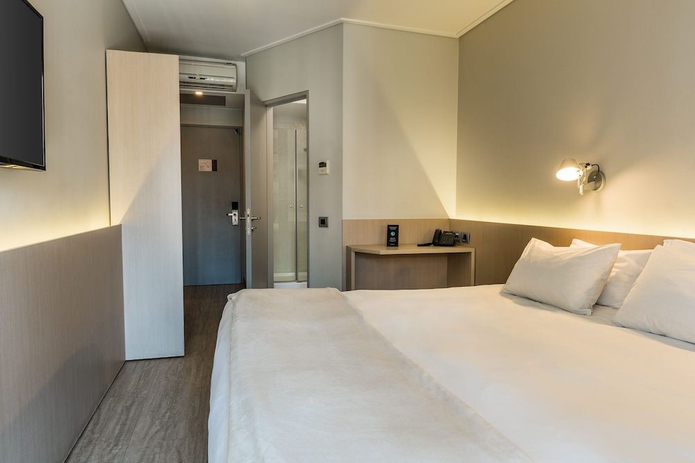Standard Double Room, 1 King Bed