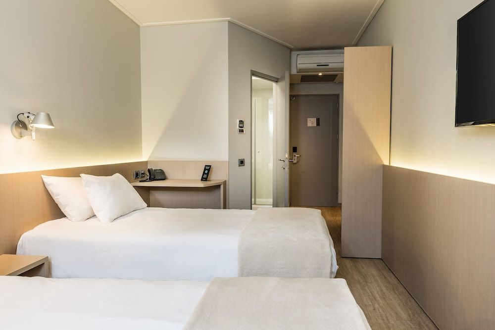 Novapark Economy Twin Room 2