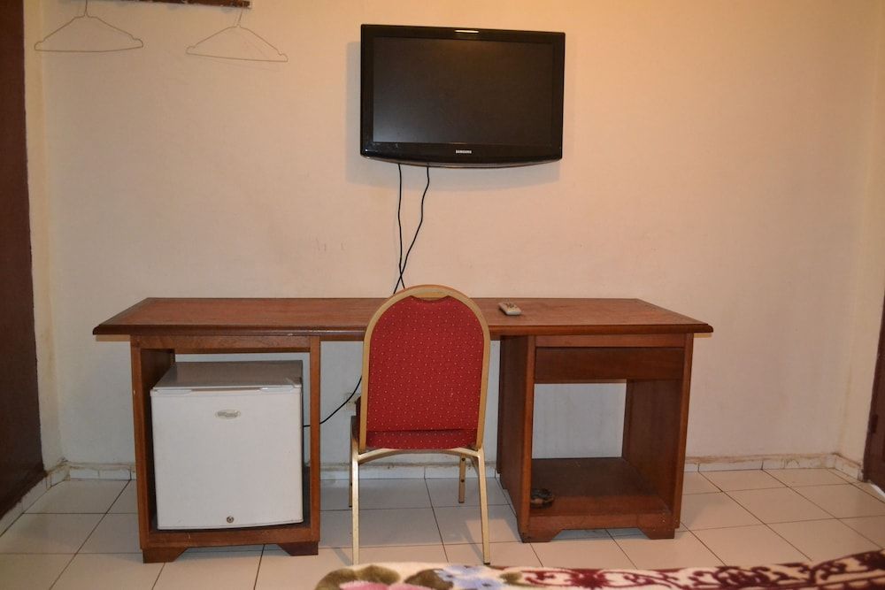 Hotel Le Diplomate Standard Double Room 3