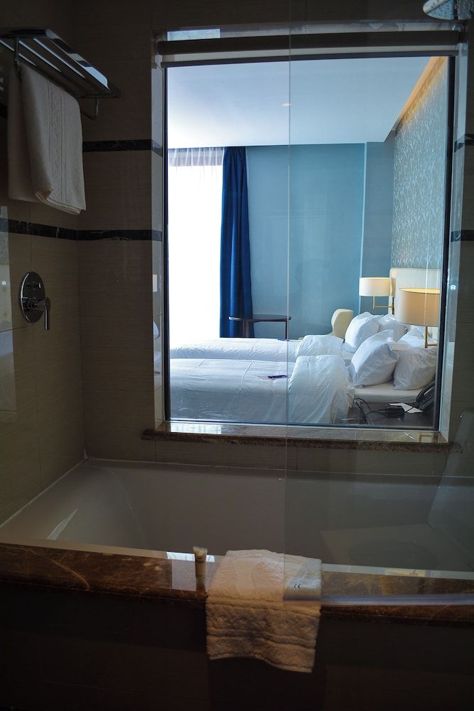 Djeuga Palace Deluxe Double or Twin Room 9