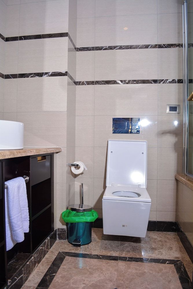 Djeuga Palace Deluxe Double Room 11