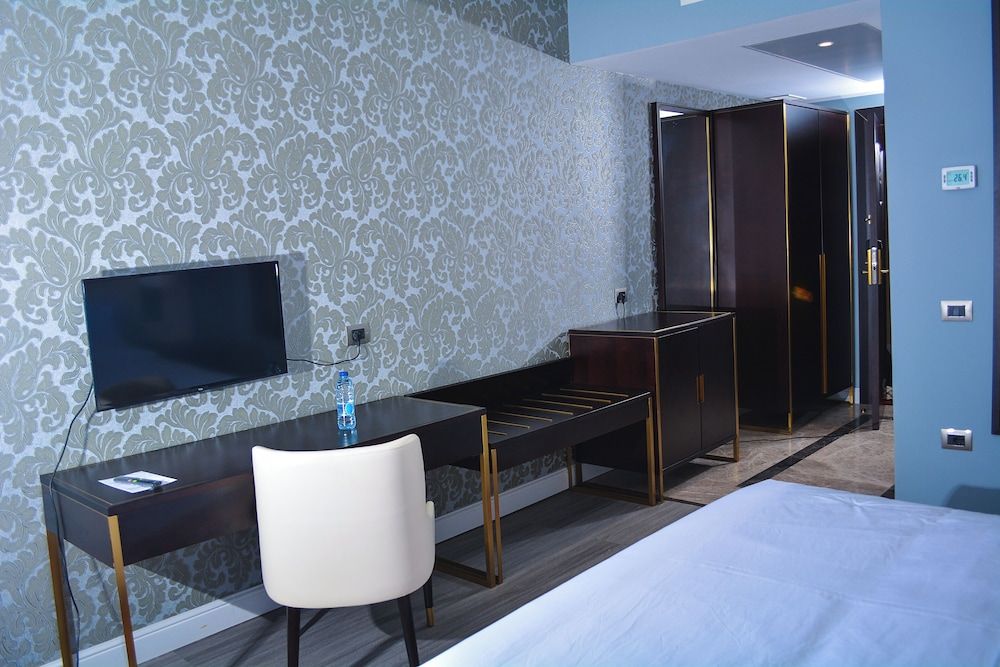 Djeuga Palace Deluxe Double Room 16