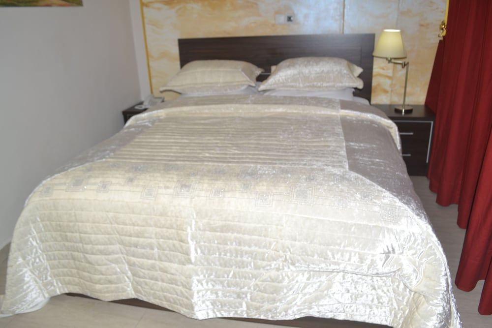 Noubou International Hotel Suite 2