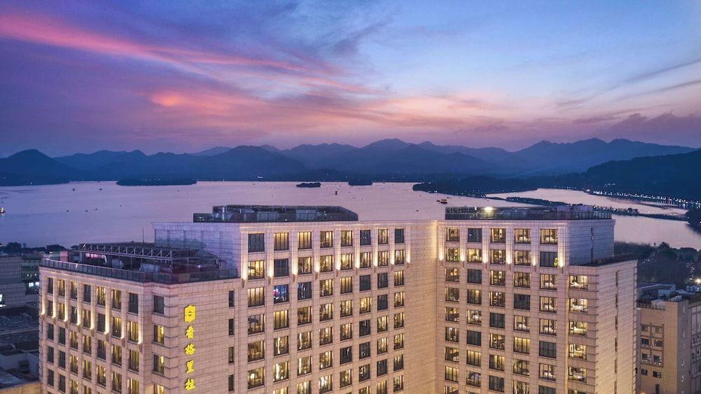 undefined Midtown Shangri-La, Hangzhou