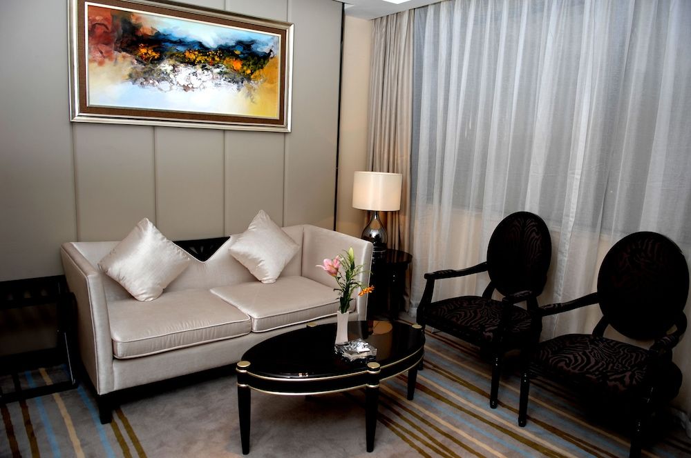 Venus Royal Hotel Yingbin GuangZhou Airport Haoyin Junior Suite 2