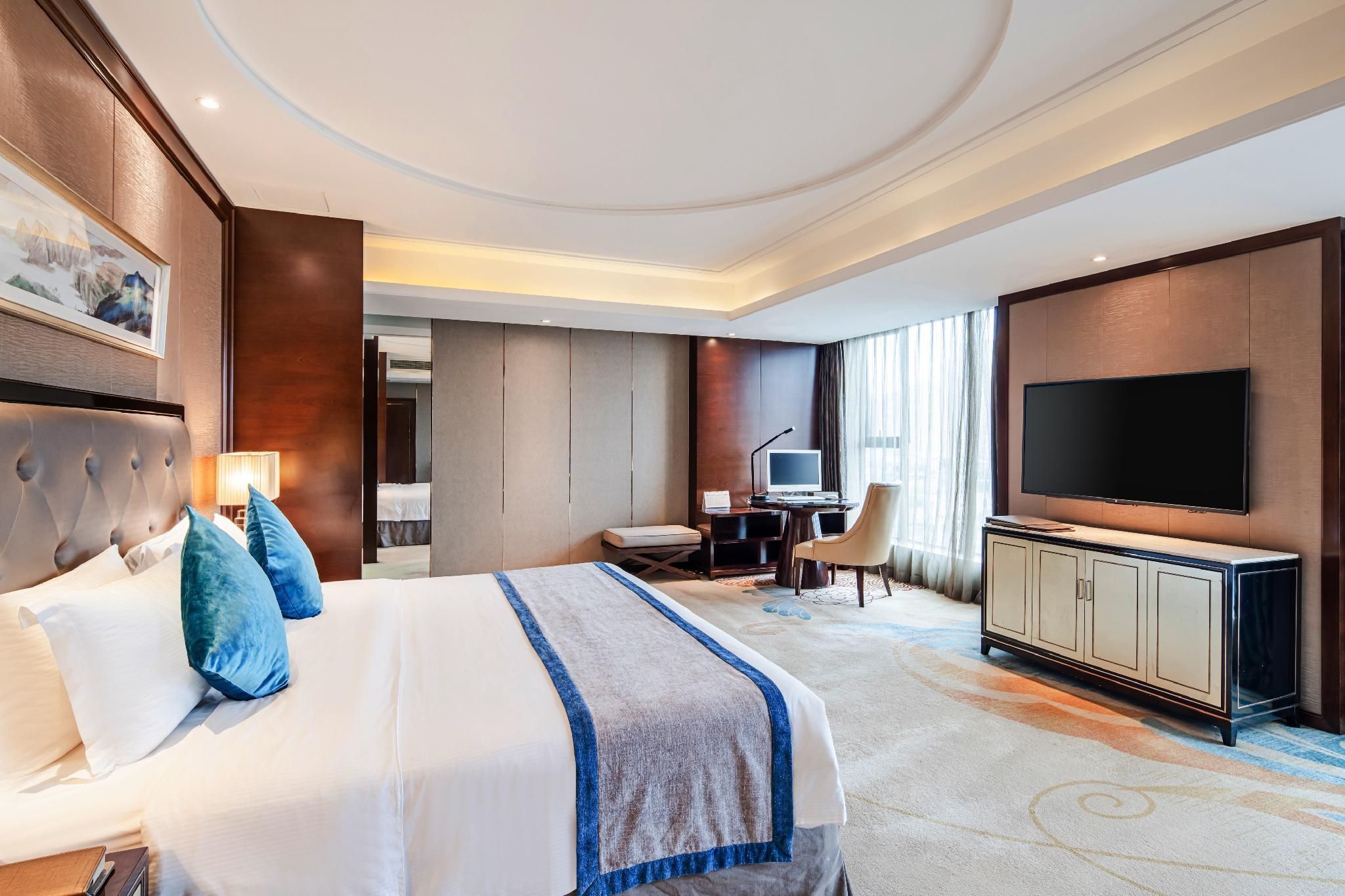 Executive King Room