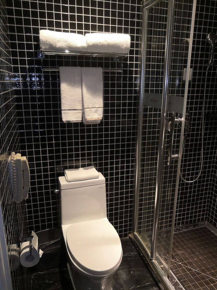 Mercure Xiamen International Conference and Exhibition Center Deluxe Room, 1 King Bed 7