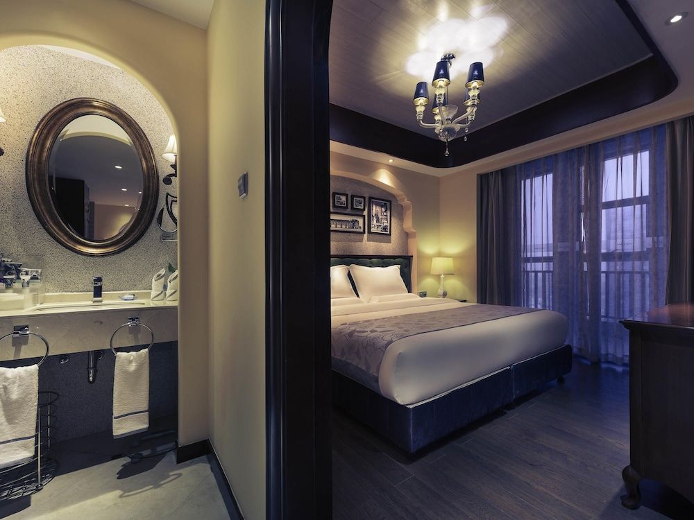 Mercure Xiamen International Conference and Exhibition Center Deluxe Suite, 1 King Bed 2