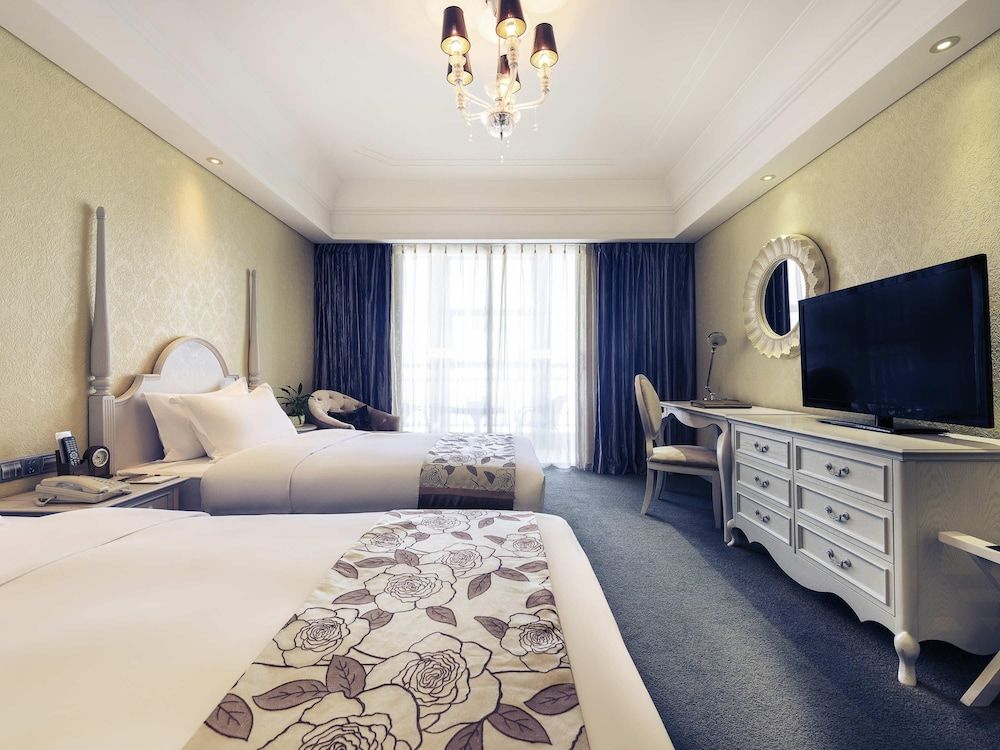 Mercure Xiamen International Conference and Exhibition Center Deluxe Room, 2 Twin Beds