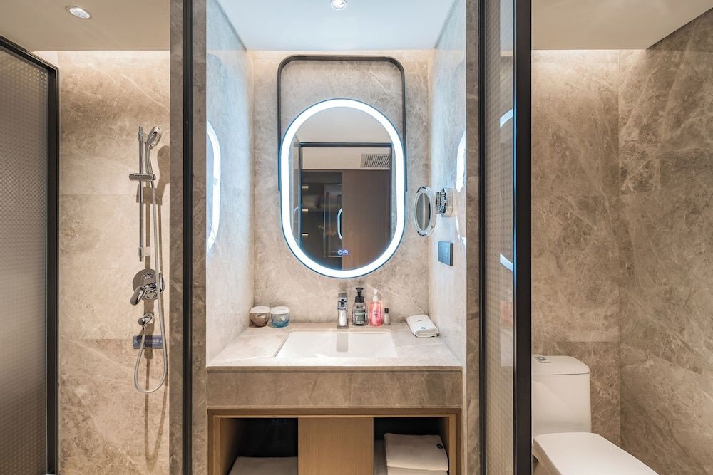 Beijing Guangxi Hotel Business Twin Room 3