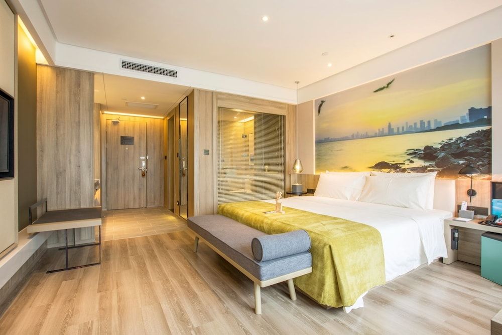 Atour S Hotel Kingkey Timemark Shenzhen Superior King Room 2