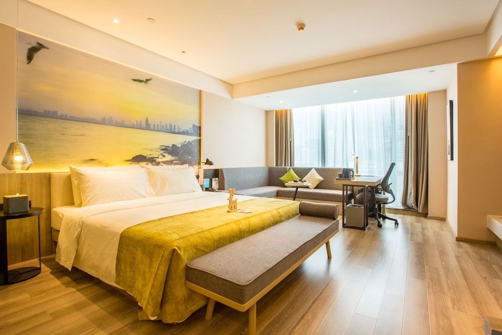 Atour S Hotel Kingkey Timemark Shenzhen Superior King Room 4