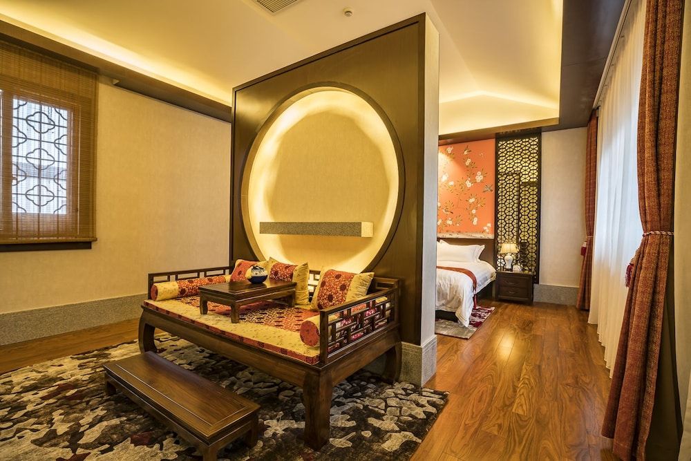 Graceland Garden Court Hotel Executive Room 2