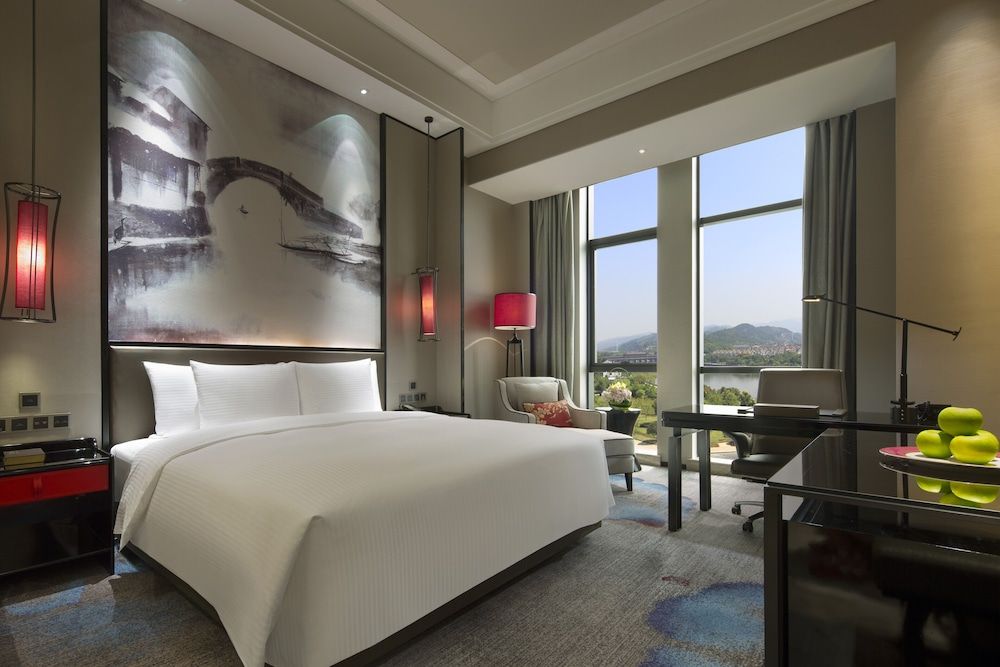 Wanda Realm Yiwu Deluxe River View Hollywood 2