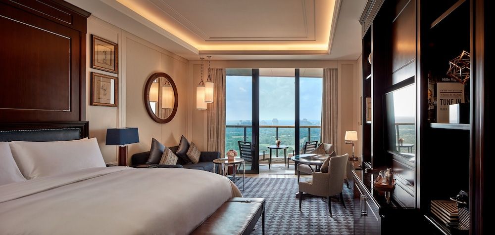 Suite, 1 Bedroom, Golf View