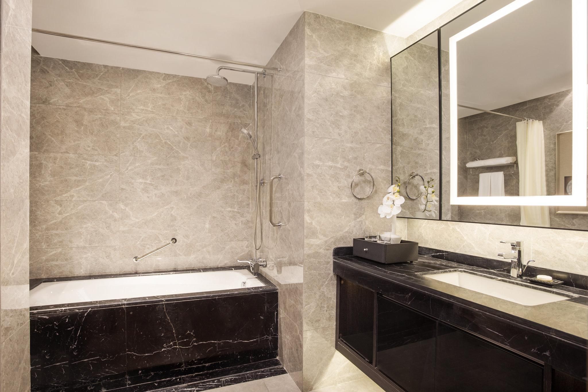 undefined Somerset Yangtze River Chongqing 8