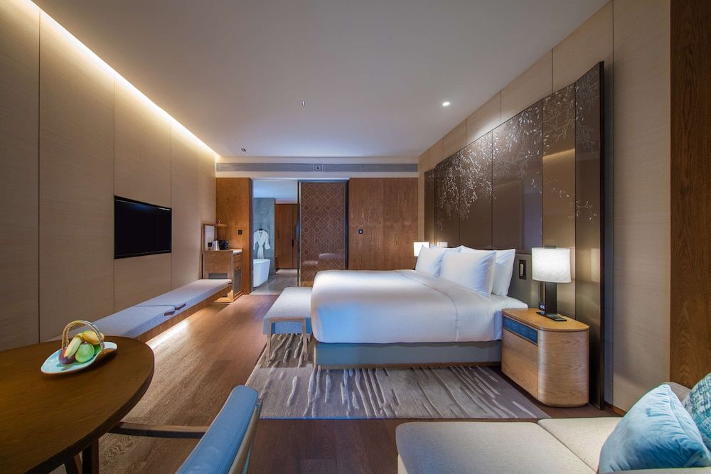 Conrad Guangzhou King Premium Scenic Room 3