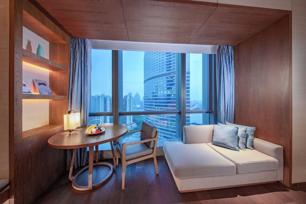 Conrad Guangzhou King Premium Scenic Room 8
