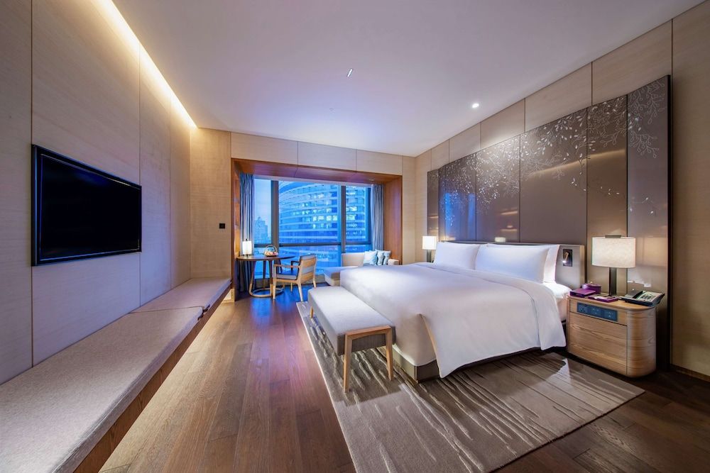 Conrad Guangzhou King Premium Scenic Room 2