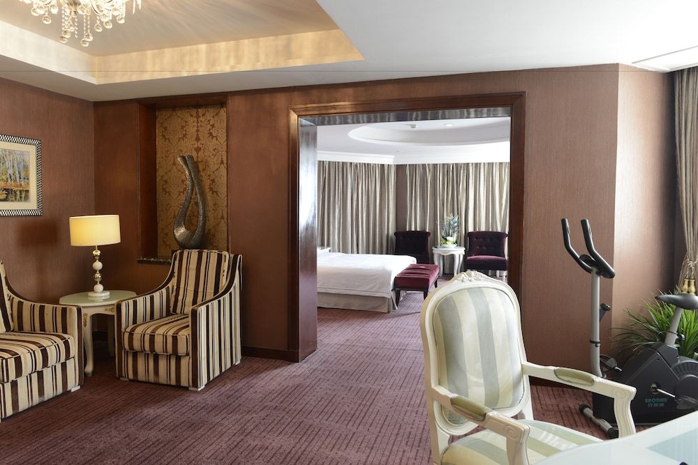 Business Suite