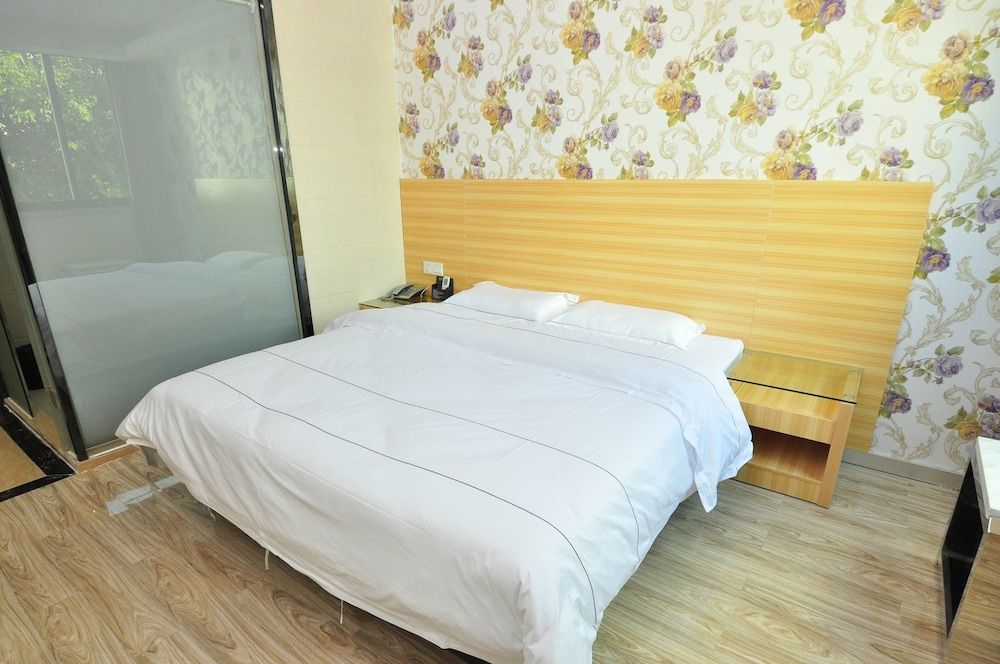 Jiamei Hotel Double Room 8