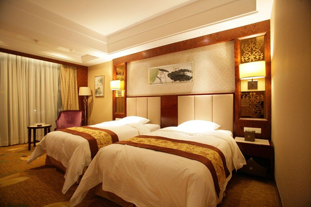 Luxury Twin Room