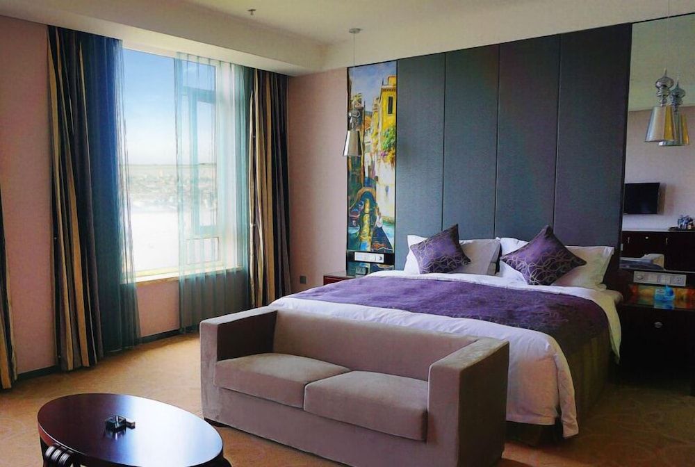 River View Deluxe King Room