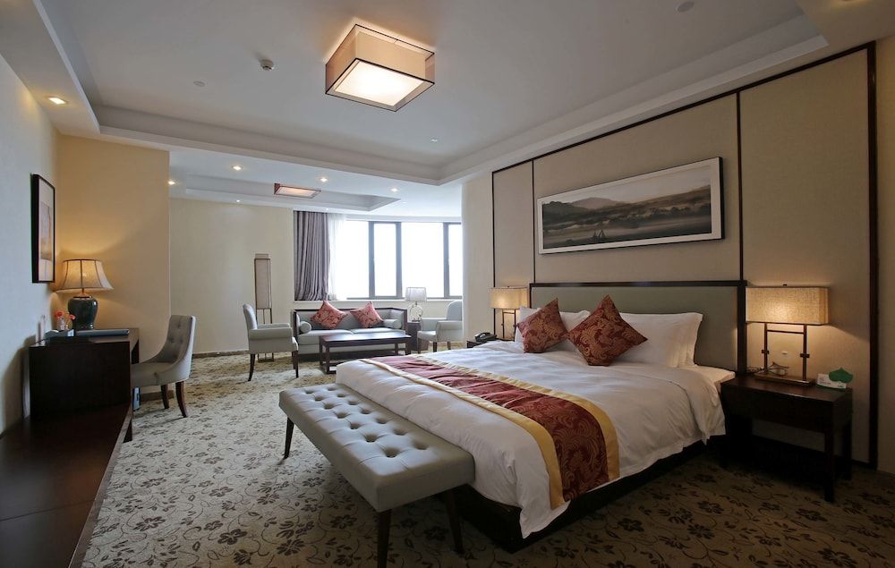 Deluxe King Room, River View