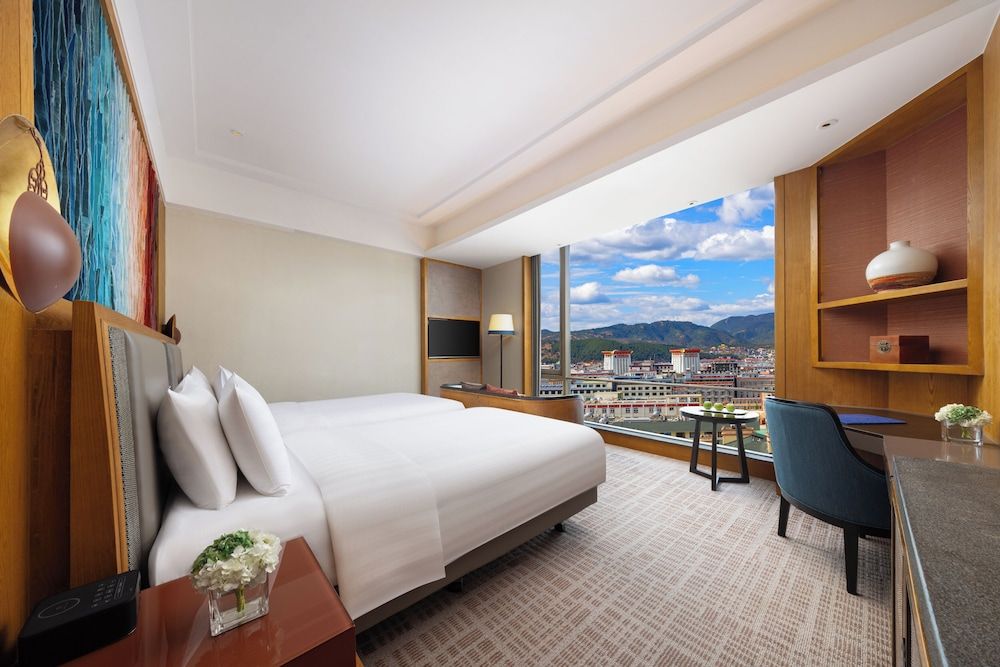 Shangri-La Resort, Shangri-La Deluxe Mountain View Twin