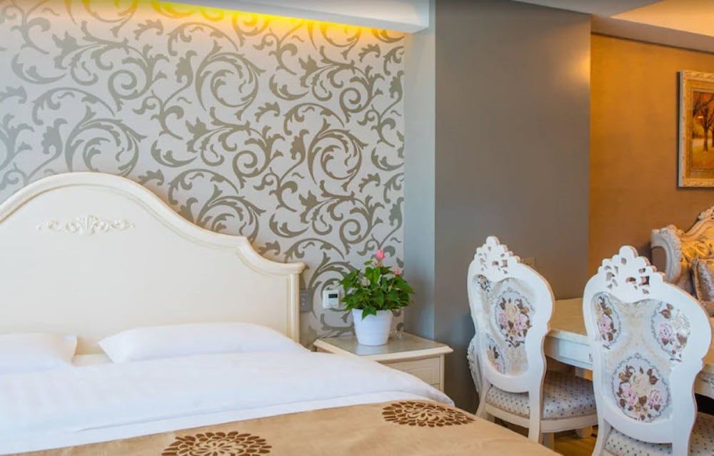 undefined Wangfujing Xin Xiang Ya Yuan Apartment 4