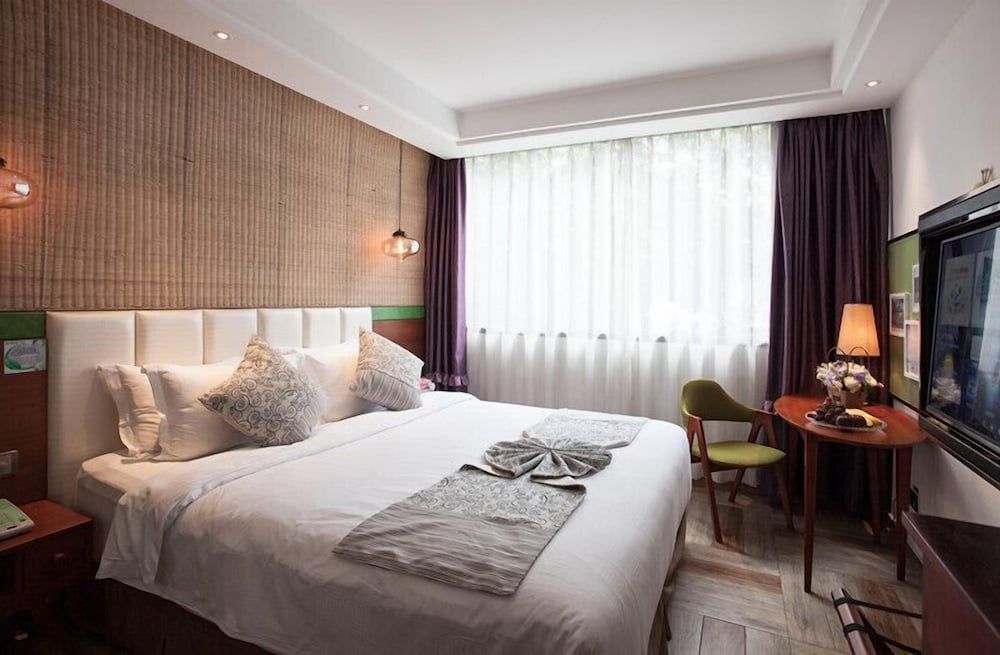 Double Room (boutique)