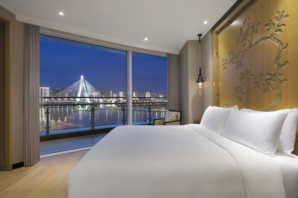 Suite, 2 Bedrooms, Sea View (Residential)