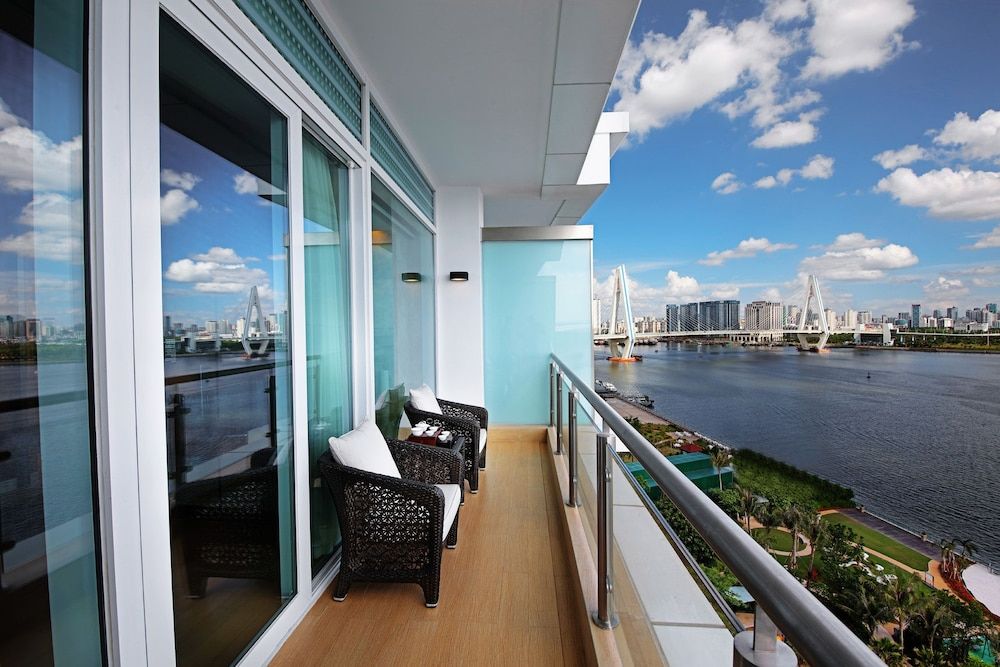 Classic Room, 1 King Bed, Sea View (Residential)