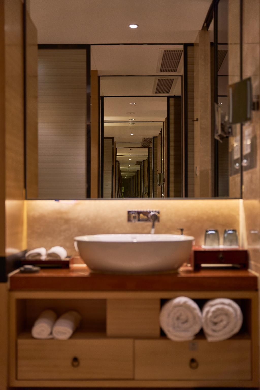 Deluxe King Bed Room