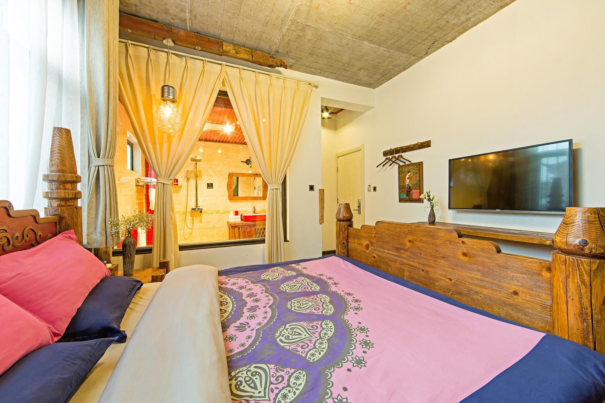 Luxury King Bed