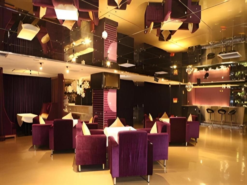 undefined Hot Spring Hotel 8