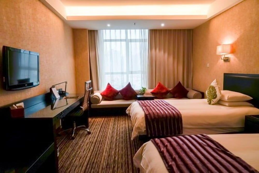 Four Seasons Twin Room