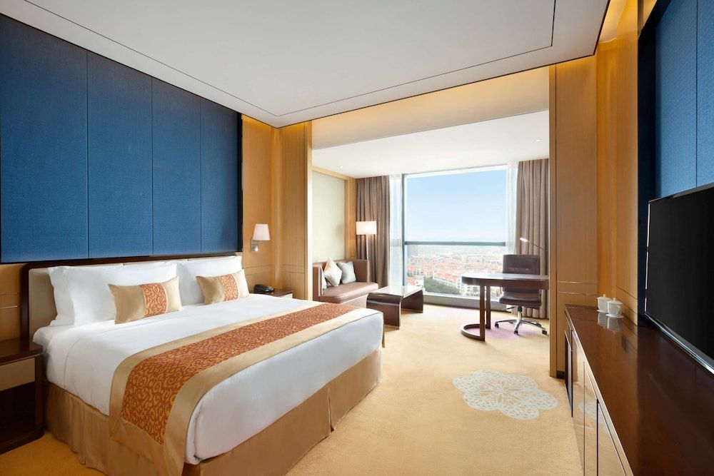 Deluxe Room, 1 King Bed, Non Smoking