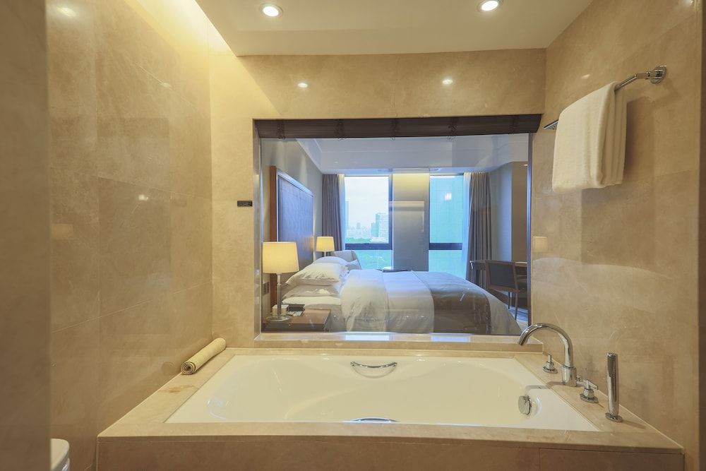 undefined L'Hermitage Hotel Shenzhen 8