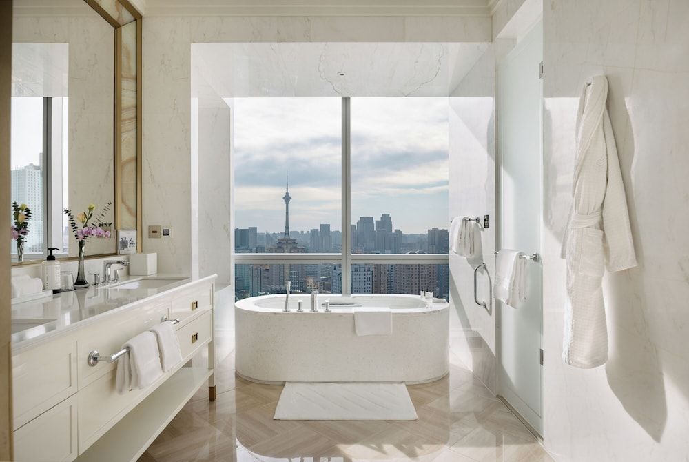 Four Seasons Hotel Tianjin Premier Suite 4