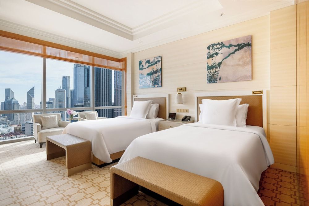 Four Seasons Hotel Tianjin Premier Suite 3