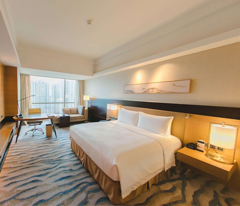 Room, 1 King Bed (Guest)
