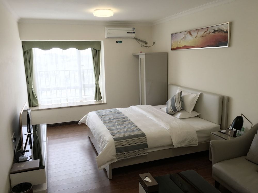 Romantic Double Room, 1 Queen Bed, Garden View