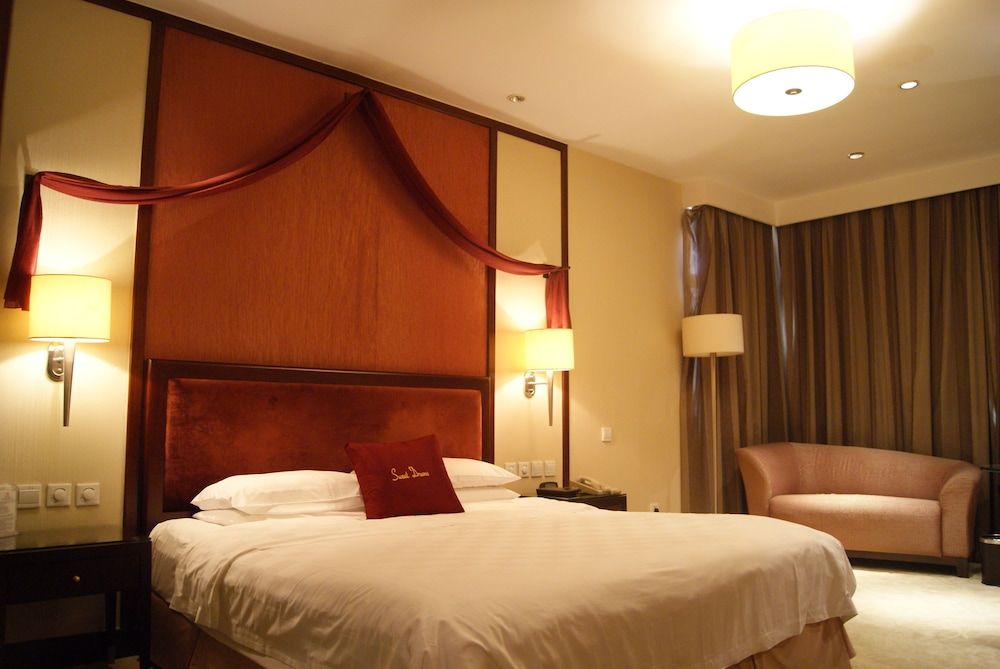 Superior Room, 1 Queen Bed