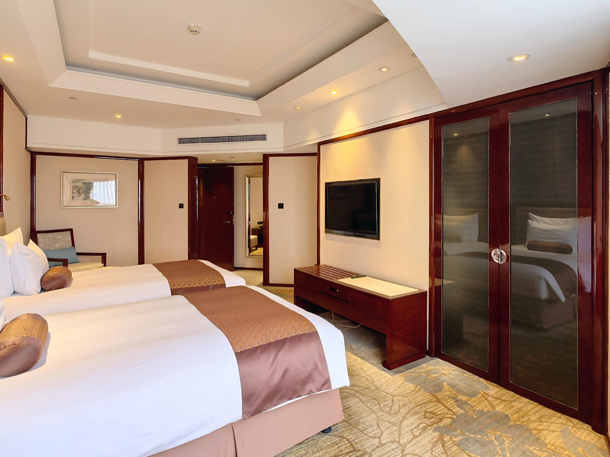 Shaoxing Xianheng Grand Hotel Deluxe Business Twin Room - Smoking 2