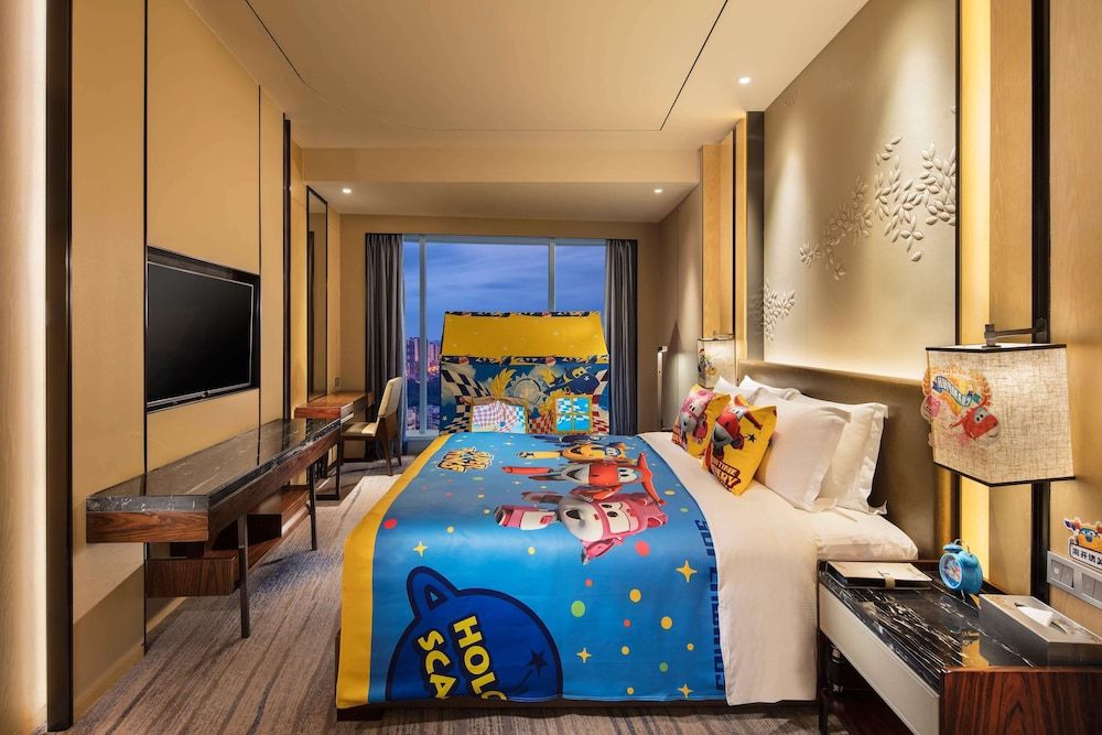 Suite, 1 King Bed