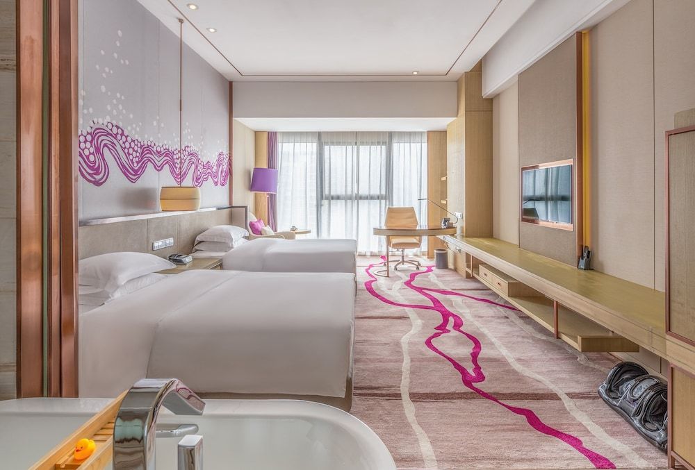 2 Double Premium Lounge Access
