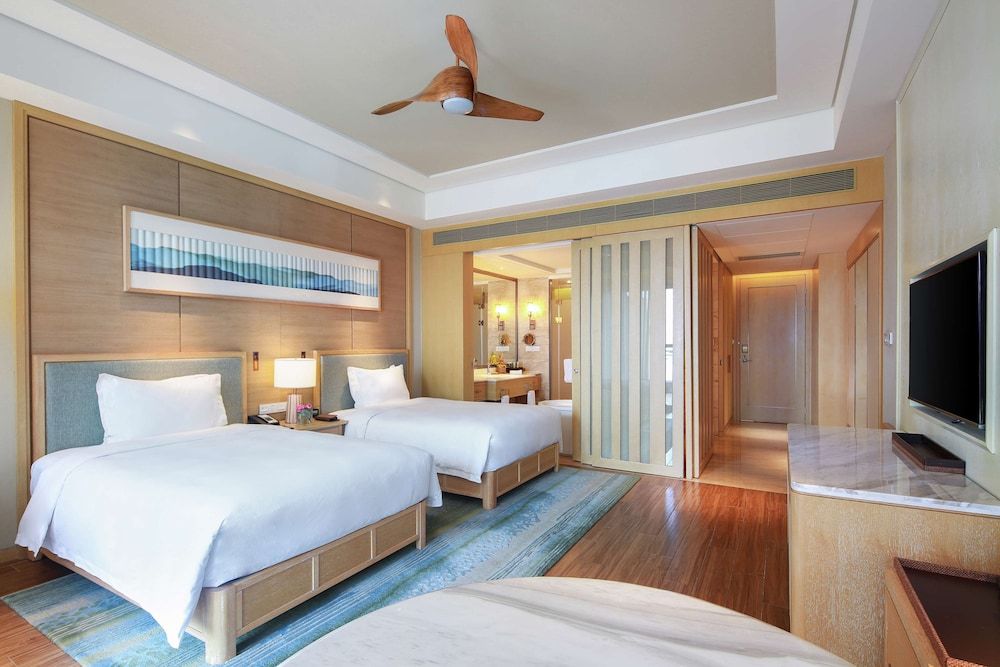 Hilton Yuxi Fuxian Lake Premier Twin Room, Balcony 2