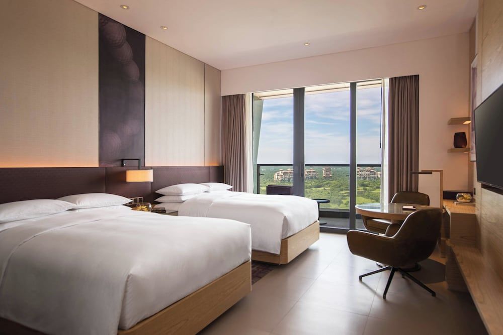 Superior Room, 2 Double Beds, Balcony